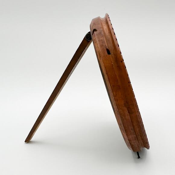 Antique Miniature Portrait Painting in Carved Wood Frame | Elegant Georgian Lady - Picture 10 of 13